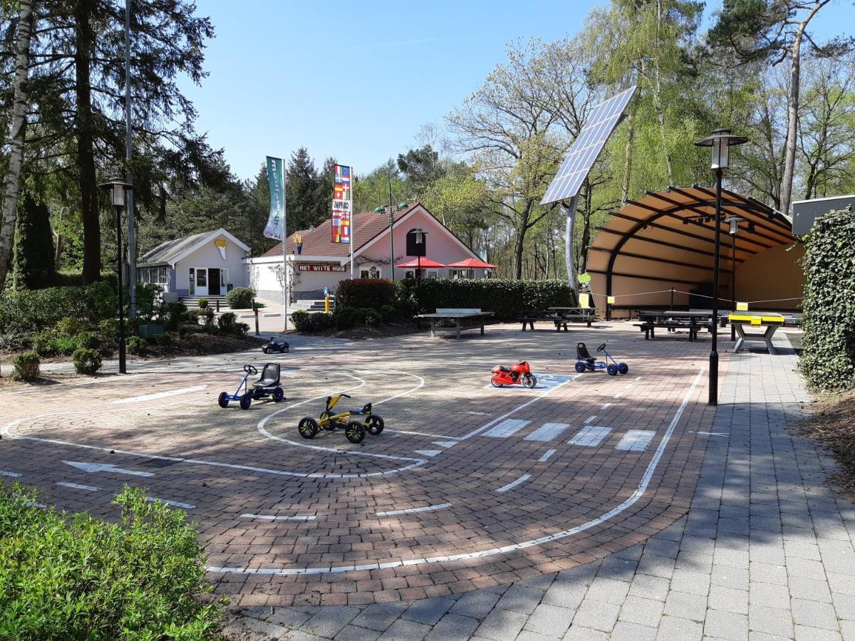 Chalet Hoenderloo Spar Exterior photo